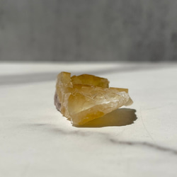 スペイン産【イエローフローライト／Yellow Fluorite】鉱物 天然石 4枚目の画像