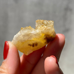 スペイン産【イエローフローライト／Yellow Fluorite】鉱物 天然石 2枚目の画像