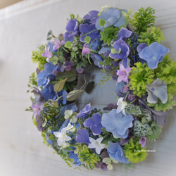 ブルーの紫陽花と涼やかなベルフラワー　リース：あじさい　ブルー　パープル　白　涼やか　 7枚目の画像