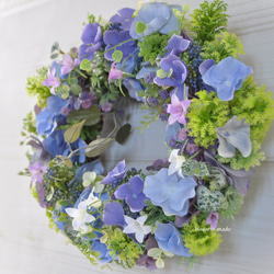 ブルーの紫陽花と涼やかなベルフラワー　リース：あじさい　ブルー　パープル　白　涼やか　 6枚目の画像