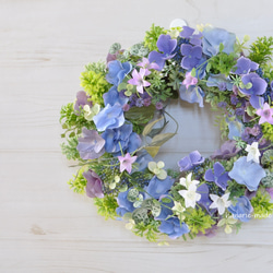 ブルーの紫陽花と涼やかなベルフラワー　リース：あじさい　ブルー　パープル　白　涼やか　 3枚目の画像