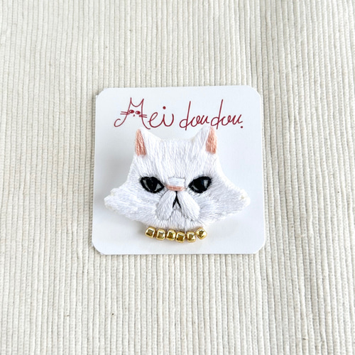 アナスイ　ペルシャ猫と蝶々　ブローチ　猫　ネコ　ネコ　白猫 ANNA SUI ブローチ 猫モチーフ レディース : ZOZOTOWN Yahoo!店