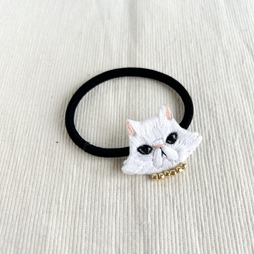 ヘアゴム＆ブローチ ペルシャ猫刺繍（白） ブローチ Meidoudou