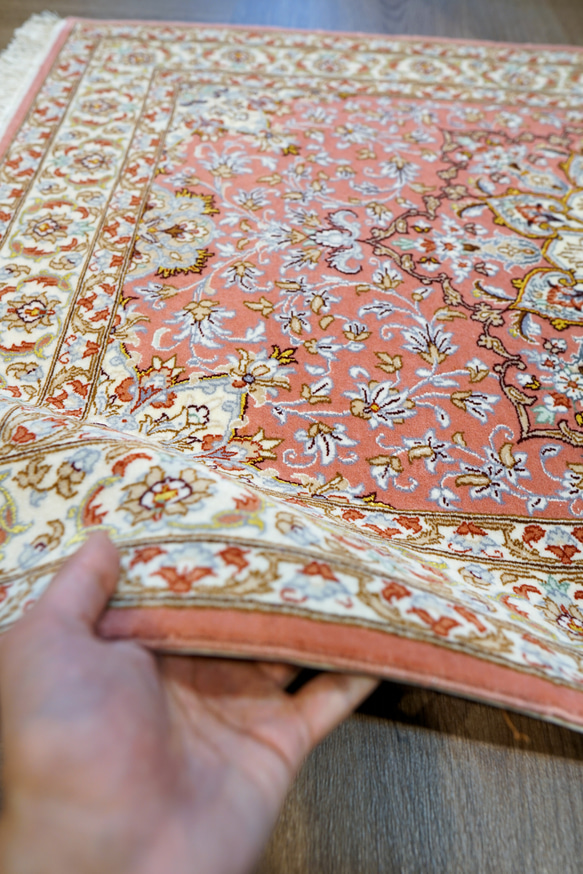 130×83cm【ペルシャ手織り絨毯 イスファハン産 　証明書付 】 8枚目の画像