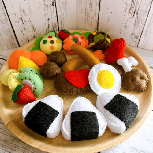 フェルトおにぎりお弁当☆フェルトままごと おもちゃ・人形 Tama