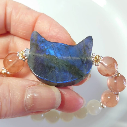 しのぶん　ラブラドライトネコラビットヘアルチルグリーンムーン天然石素敵逸品 ラブラドライトネコ ラビットヘアールチル グリーンムーン