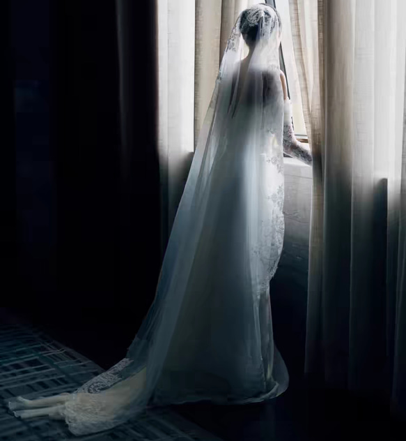 美しい花レース シアーな美しさ 長袖 オフショルダー  ウェディングドレス フロントスリット /前撮り結婚式//H013 8枚目の画像