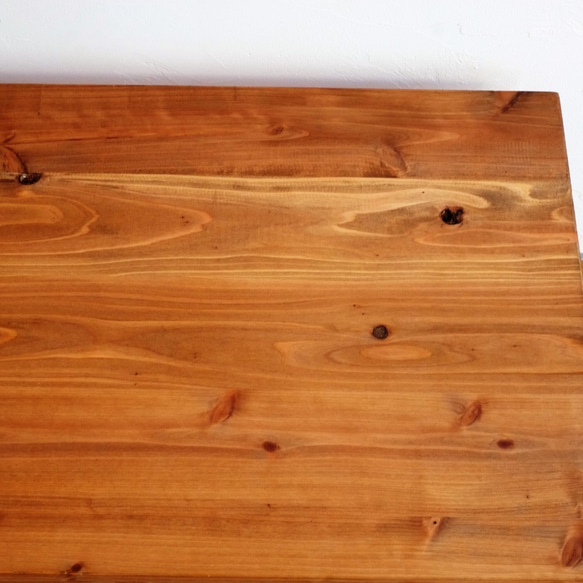 ♪SALE♪杉無垢材の折りたたみテーブル　W70.D35 3枚目の画像