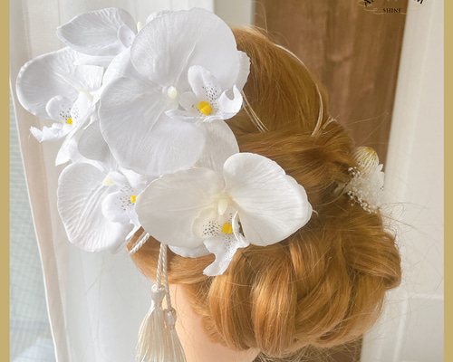 髪飾り　胡蝶蘭　水引　成人式　結婚式　和装髪飾り　振袖　白無垢　前撮り　チュール 白 胡蝶蘭髪飾り 水引 成人式 結婚式 卒業式 和装前撮り 振袖 白無垢
