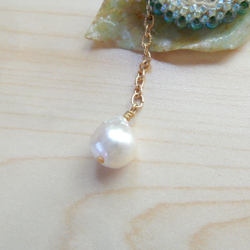 ヴィンテージブローチ 水牛 薔薇 カメオ 立体彫刻 大振り ローズモチーフ E9 ヴィンテージブローチ 水牛 薔薇 カメオ 立体彫刻 大振り ローズ