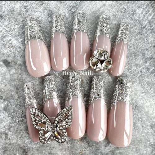 シルバーフレンチシンプルギャルネイルチップ ネイルチップ（つけ爪