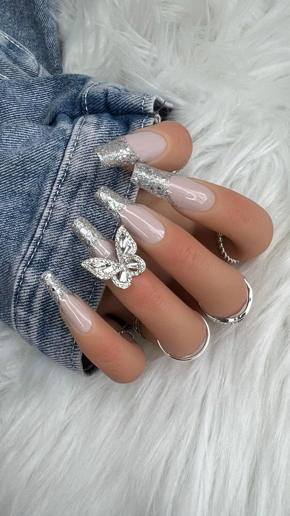 シルバーフレンチシンプルギャルネイルチップ ネイルチップ（つけ爪