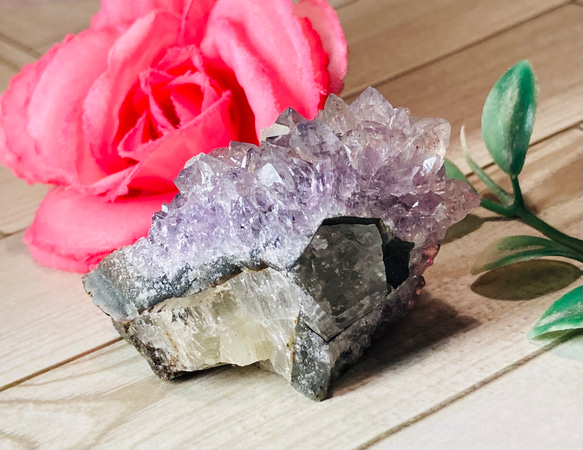 レインボー✨　サボテンアメジスト　クラスター 原石　ラフストーン　紫水晶 4枚目の画像
