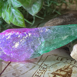 七色の夢໒꒱✨　オーラ　水晶　ラフストーン　原石　クリスタル 1枚目の画像