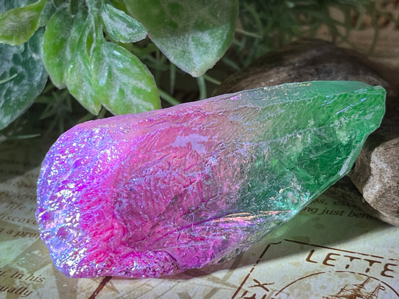 七色の夢໒꒱✨　オーラ　水晶　ラフストーン　原石　クリスタル 2枚目の画像
