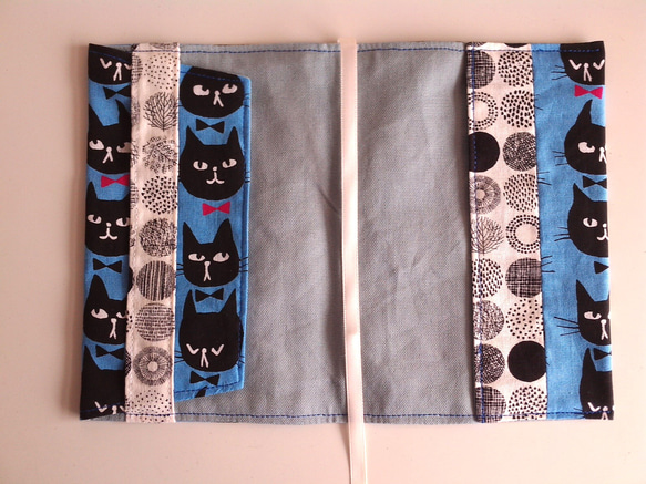 文庫本カバー（黒猫蝶ネクタイ、ブルー、タグ） 4枚目の画像