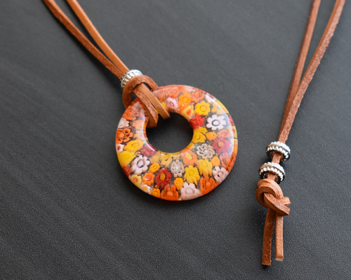 ☆新品☆ベネチアンガラス・カラフル花模様ペンダント ベネチアンガラス トップ （マルチカラー） ムリーネ ネックレス