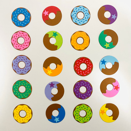 ②クラフトパンチ ダイカット ドーナツ 20個 スイーツ イベント 壁面