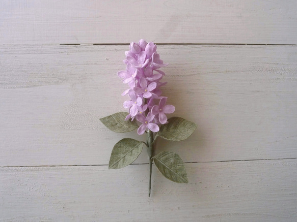 リネンの花　ライラックのコサージュ ピンクパープル 1枚目の画像