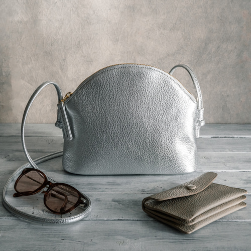 ポシェット 上質本革 シンプル ミニバッグ 大人 コンパクト ミニマル