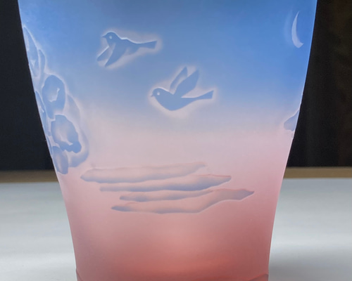 朝焼けのフリーグラス～明けの三日月 薄ピンク×青 （1個） グラス