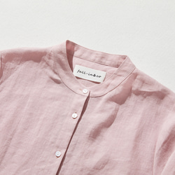 採用優質亞麻布料製成的襯衫，具有自然紋理 四分之三袖襯衫 淺粉色 240503-4 第2張的照片