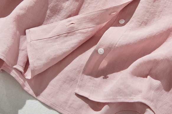 採用優質亞麻布料製成的襯衫，具有自然紋理 四分之三袖襯衫 淺粉色 240503-4 第6張的照片