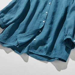 採用優質亞麻布料製成的襯衫，具有天然紋理 四分之三袖襯衫 孔雀藍 240503-5 第5張的照片