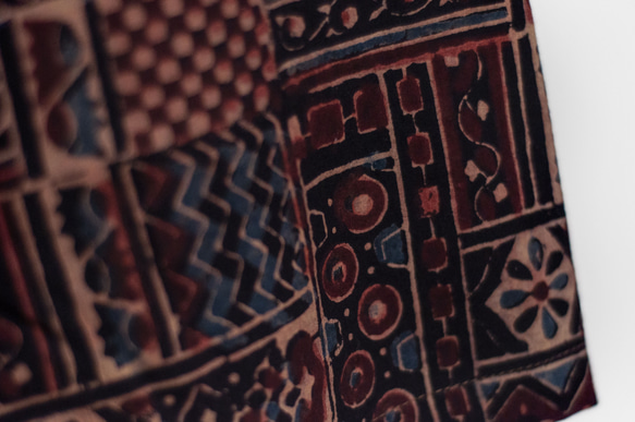 木版プリント コットン キュロット インド綿 ショートパンツ 草木染め インディゴ染め 木版プリント キュロット - 幾何学模様 9枚目の画像