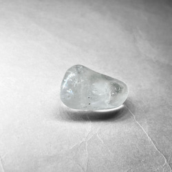 Minas Gerais crystal tumble/ミナスジェライス州水晶タンブル 13：ミルキー(レインボーあり) 5枚目の画像