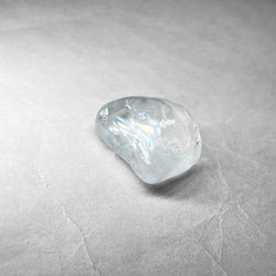 Minas Gerais crystal tumble/ミナスジェライス州水晶タンブル 14：ミルキー(レインボーあり) 4枚目の画像