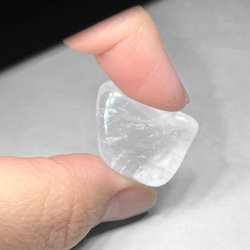 Minas Gerais crystal tumble/ミナスジェライス州水晶タンブル 14：ミルキー(レインボーあり) 9枚目の画像