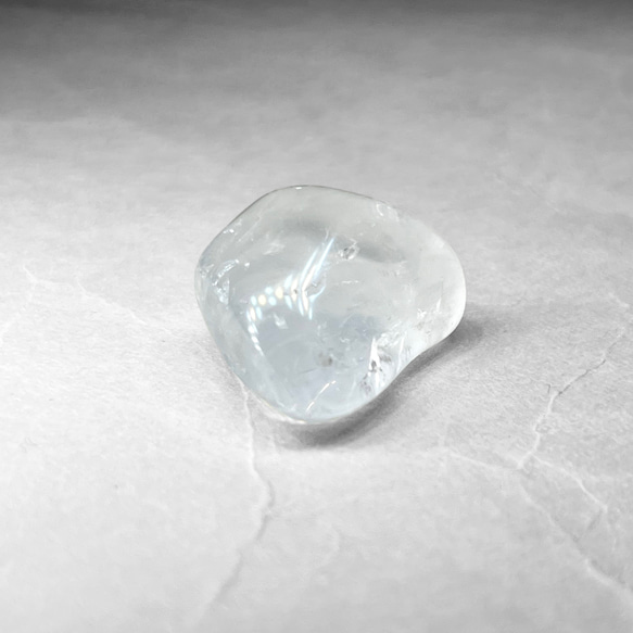 Minas Gerais crystal tumble/ミナスジェライス州水晶タンブル 14：ミルキー(レインボーあり) 6枚目の画像
