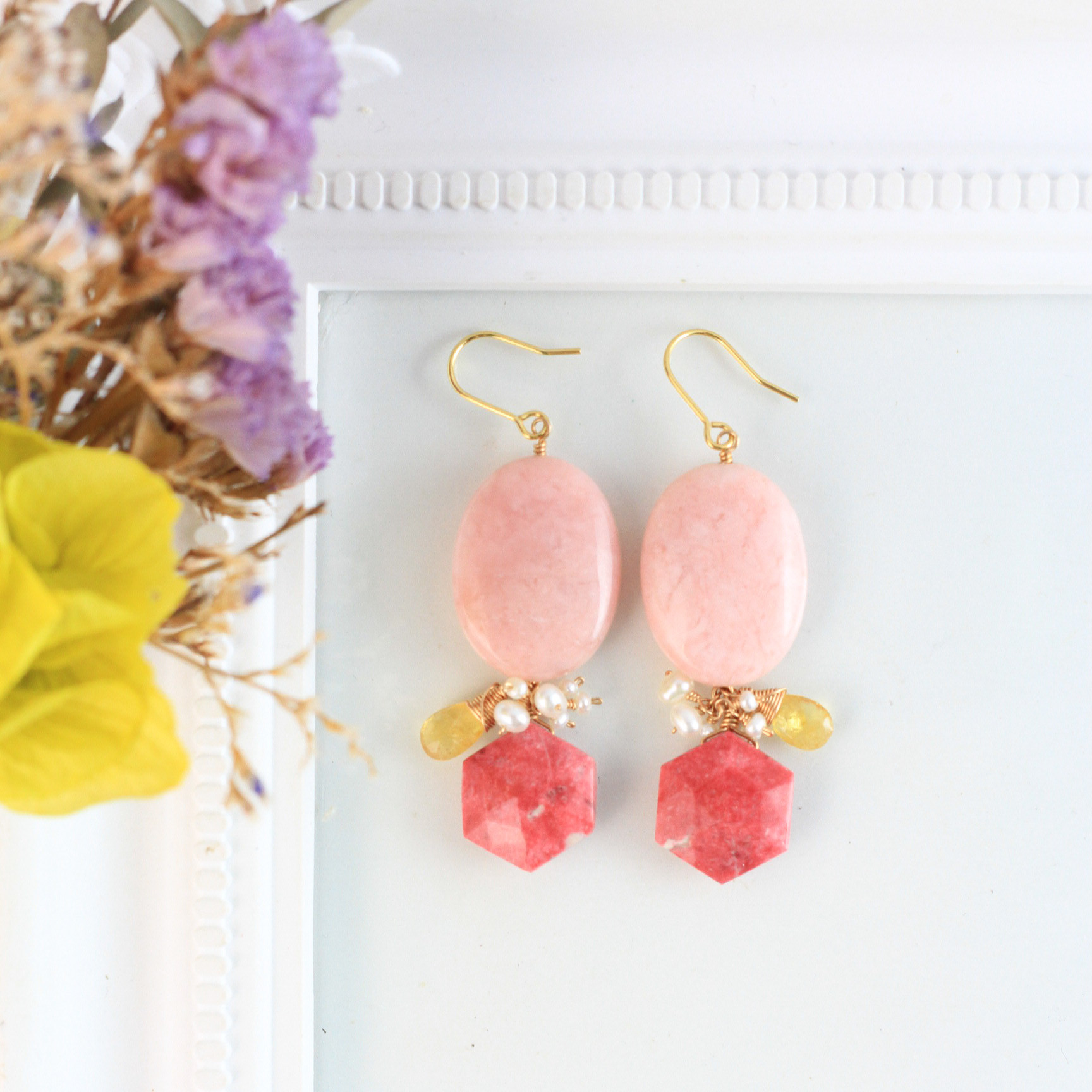 ピンクオパール　チューライト　耳飾り