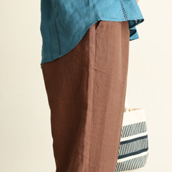 適合全年穿著的理想亞麻褲，長褲，錐形廓形，深棕色 240504-2 第12張的照片