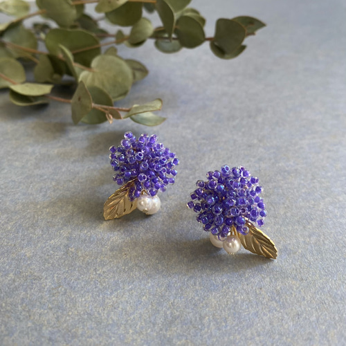 送料無料母の日ギフト「紫陽花」ビーズフラワーピアス/イヤリング col