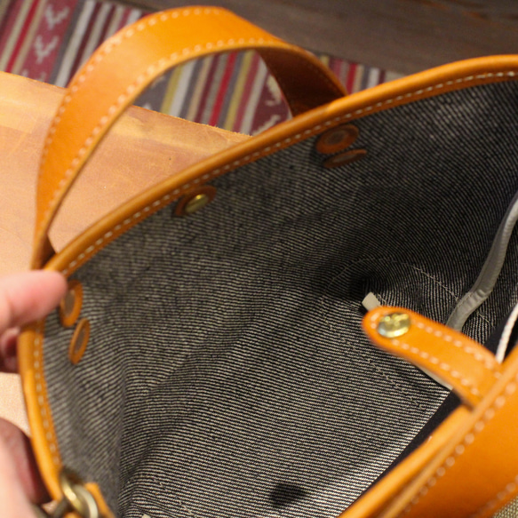 【2way】デニムと本革のミニトート　ショルダー対応　トートバッグ　ランチトート　デニムトート　本革　肩掛け 10枚目の画像