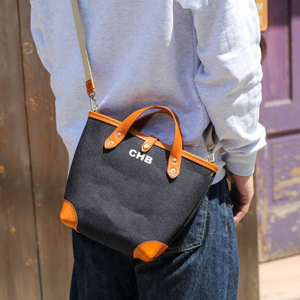 【2way】デニムと本革のミニトート　ショルダー対応　トートバッグ　ランチトート　デニムトート　本革　肩掛け 3枚目の画像