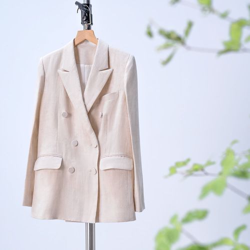 humvent 23ss ダブルブレスト　リネンジャケット　春夏 大人女子の夏コーデ～ リネンのダブルブレストジャケット ジャケット p