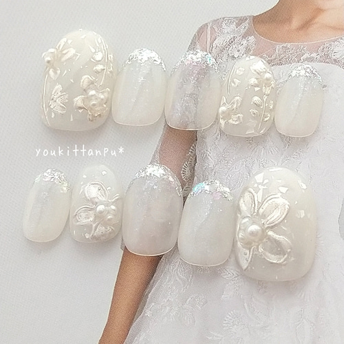プラチナミラーフラワー＆ガラスフレンチ＊ネイルチップ つけ爪