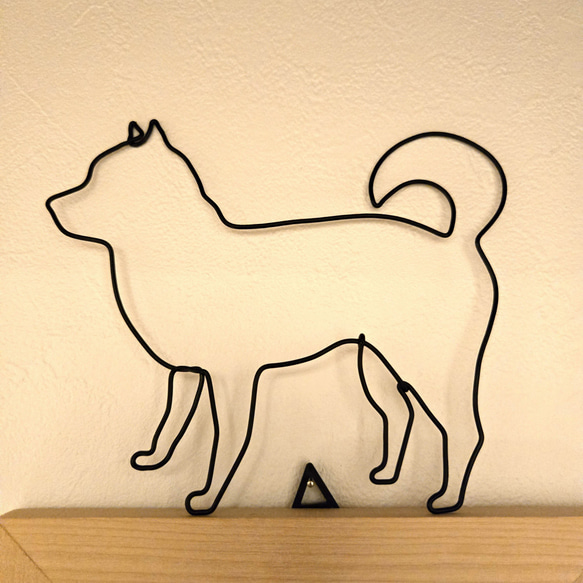 【柴犬のさんぽ】 ワイヤーアート 壁飾り 壁掛け 飾り ワイヤークラフト ウォールデコ インテリア雑貨 犬 しばけん 1枚目の画像