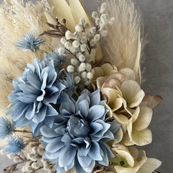 紫陽花とダリアのブルーホワイトブーケ 16枚目の画像