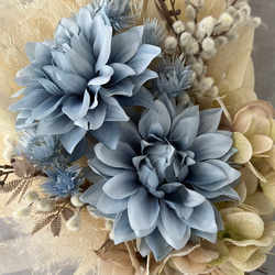 紫陽花とダリアのブルーホワイトブーケ 13枚目の画像