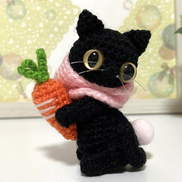 ニンジンうさぎフードの黒猫【選べる】あみぐるみ♡受注製作品 5枚目の画像