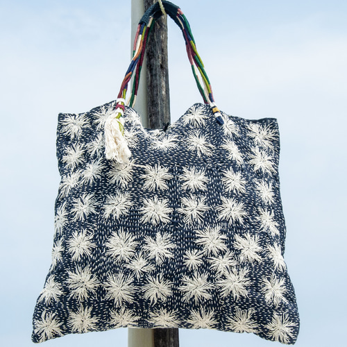 手縫いコットンハンドバッグ 刺繍トートバッグ 手刺繍ショルダー