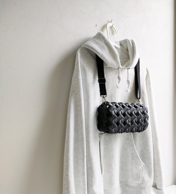 ※teemaLOEWE かごバッグ　ショルダーバッグ 9色より選べる】 みんなのかご ショルダーバッグ 黒 black