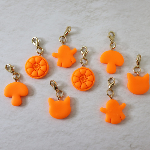 ミニチャーム ねこ オレンジ きのこ おばけ ネオンオレンジ ポリマー