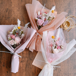【母の日】ドライフラワー&プリザーブドフラワー花束ミニ（ピンク系） 1枚目の画像