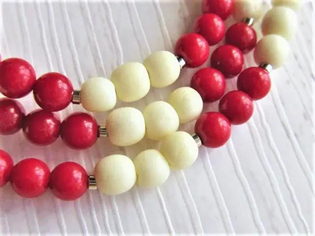 【A86】　紅白　ネックレス　珊瑚　サンゴビーズ　貝ビーズ　天然石　出産お守　天然石ビーズアクセサリー