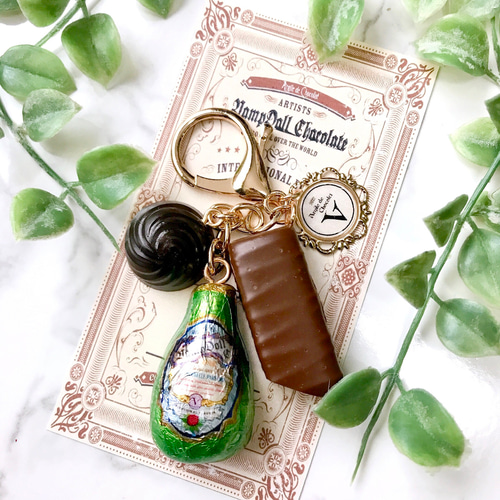 ウイスキーボンボン＆チョコレートバッグチャーム(緑) バッグチャーム